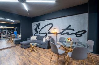 House of Paralympic Athlete Mike Seitis - 2