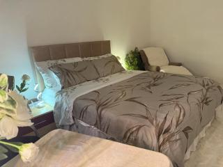 Cozy Room near Lake Zürich - 2