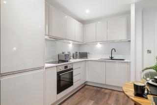 Victoria Apartment - Brand New Luxury Home - Sleeps 4 - 2