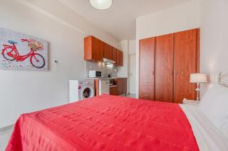 Μελίτατα 18 - 1