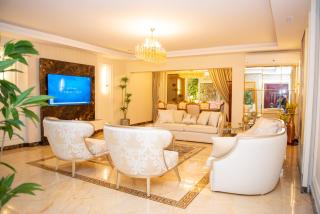 Luxurious Family Apartment in Prime New Cairo with Garden - 0