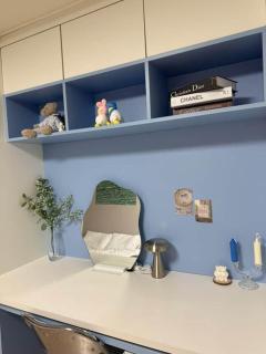 5 minutes on foot from Shingil Station and Yeongdeungpo Station - 1