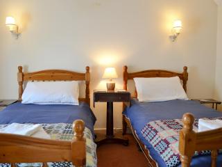 Trem-Y-Don Cottage - 2