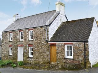 Trem-Y-Don Cottage - 9