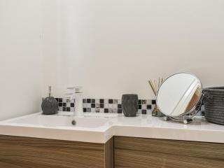 St Martins Square Apartment 3 - 9