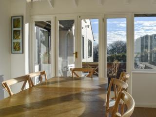 Pines Cottage - 1