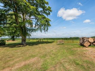 Edlington Hall Cottage - 6