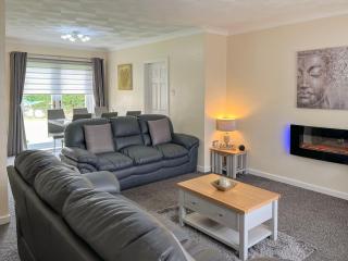 White Towers - Hw7625 - 8