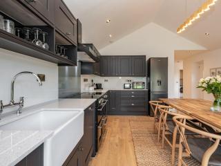 Clematis Cottage - 1