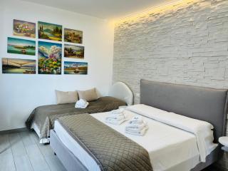 Garda Art&City - near Sigurtà and Borghetto - 9