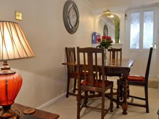 Dolls Cottage - 4