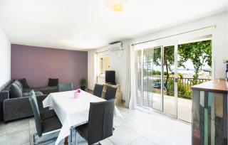 Awesome Home In Rudine - 9