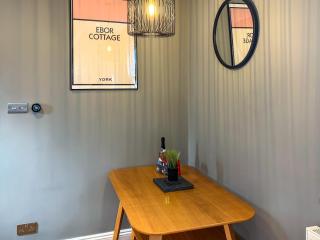 Ebor Cottage - 1