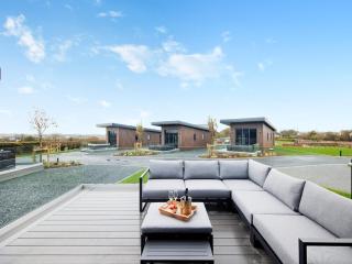 Lodge Two - Uk42795 - 1