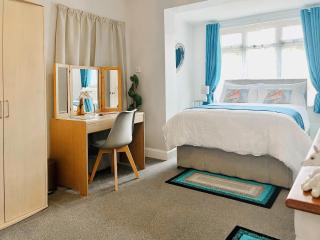 Black Pan Holiday Cottage - 4