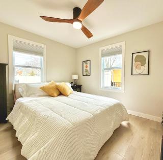 Lambeau View Pool Rooftop Entertainment Room - 2