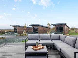 Lodge One - Uk42796 - 2