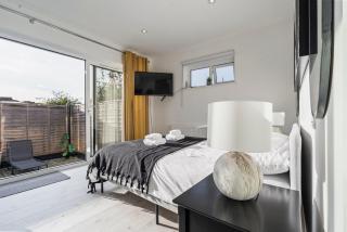 Cosy hideaway with private patio - 0