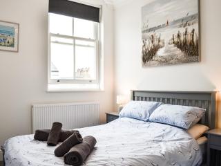 Sea View Sanctuary - 3