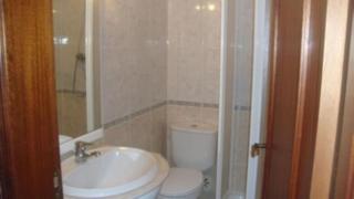 Entire 3 bed rooms Apartment with Private wc ! - 7