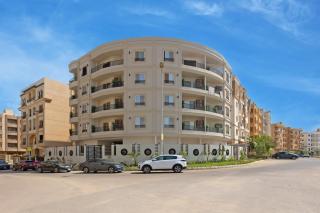 Travelholic Residence Near Mivida - 0