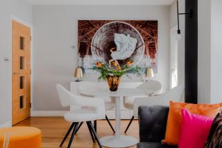 Cool Covent Garden Theatre Design Hub for Families Friends Couples - 8