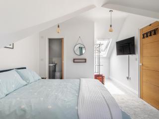 Norfolk Broads Cottage - 1