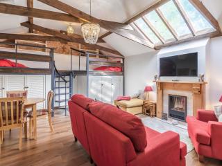 The Little House In Hull - 6