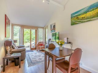 Flaxpool Well Garden Room - 2