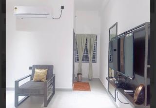 Gorgeous villa near Eden beach - 2