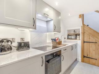 Dukes Cottage - Uk47495 - 2