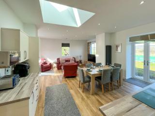North Lodge - 9