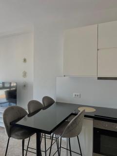 Pazari View - Tirana Center Apt - 2