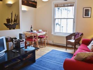 The Quarter House - 9