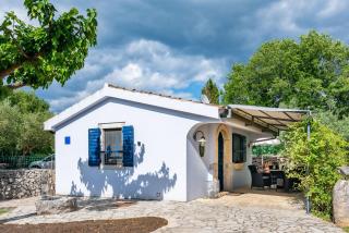 Blue House by EL-PI TOURS - 0