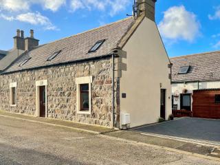 Jock Mcmuffin Cottage - 0