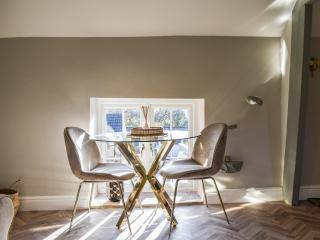 Little Hive-Uk39430 - 3