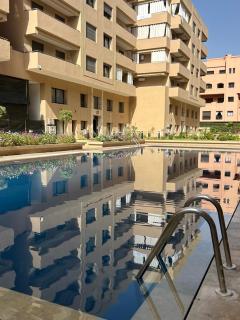 Appt 2 chbres piscine et parking - 0