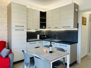 Garda Art&City - near Sigurtà and Borghetto - 7