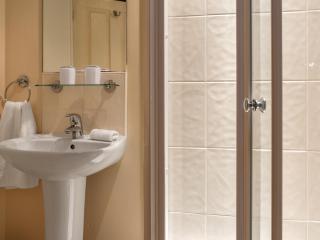 The Piggery - Uk49014 - 2