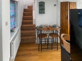 Ddwylig Bach - Uk48623 - 2