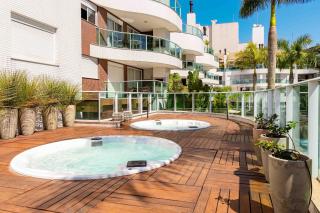 Boulevard Bombinhas - Lindíssimo Apartamento em Condo com Piscina e Jacuzzi - 1
