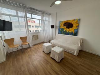 Leblon, 3 minutes from the beach and next to the subway - 9