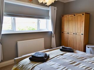 Apple Tree House - 2