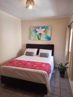 Colonial House - 8