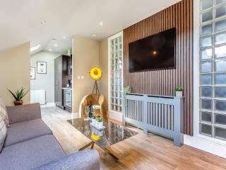 Seventeen Bell Tower - 6