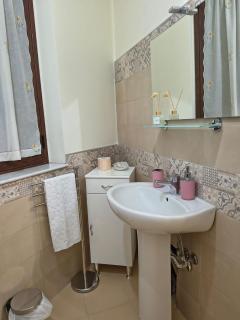 Rosemary Home - 7