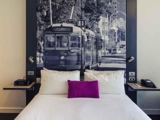 Mercure Melbourne Therry Street - 1