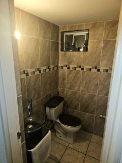 Private, centrally located, spacious and comfortable residence - 4