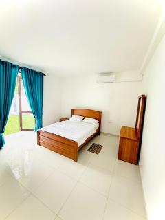 Alex's Place - 8